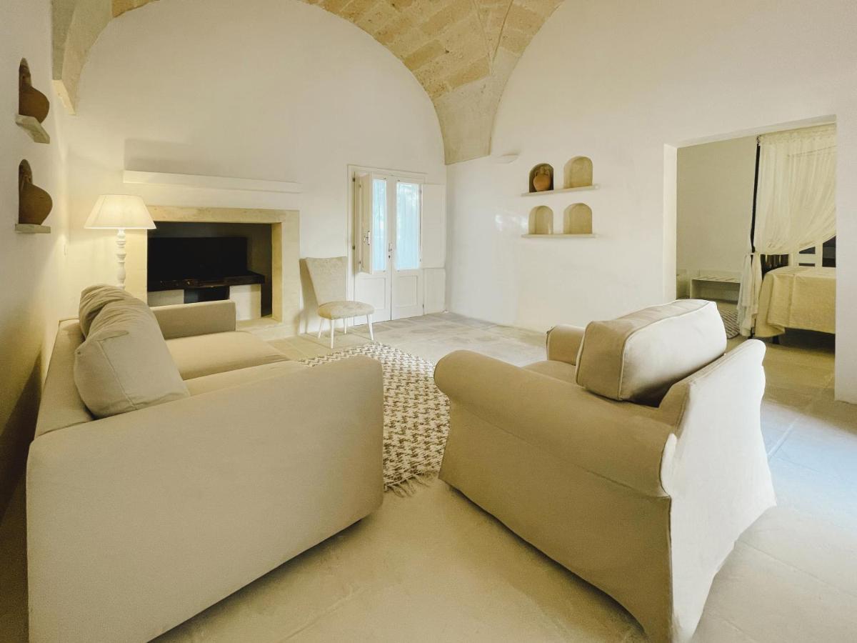 Masseria Paralupi Bed & Breakfast Lecce Eksteriør bilde